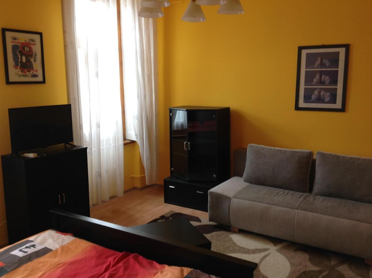 King Apartman Шарвар Экстерьер фото
